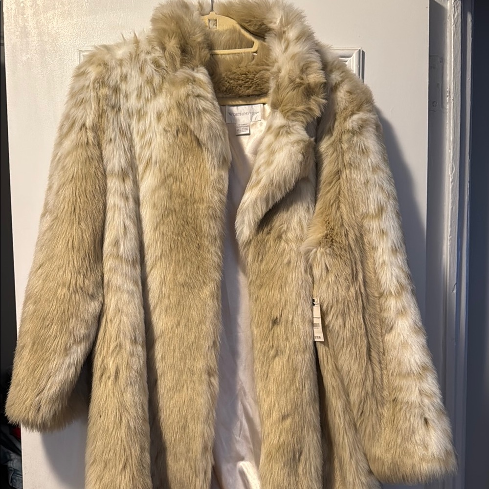 Luxurious Faux Fur Coat